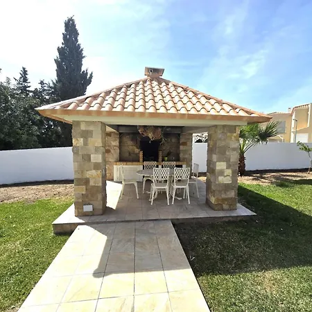 Villa Sunshine - *