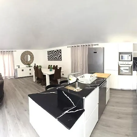 Villa Sunshine -